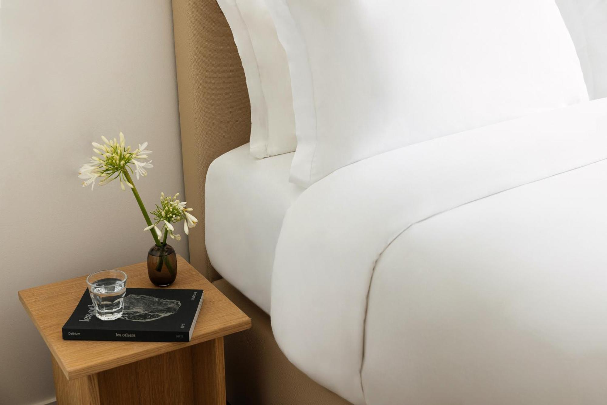 Sonder Yvette Hotel Ванв Екстериор снимка