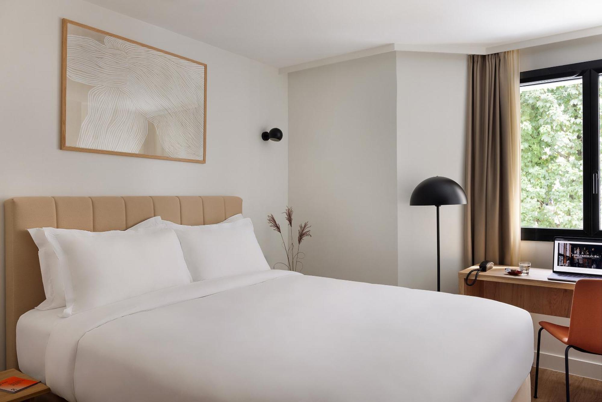 Sonder Yvette Hotel Ванв Екстериор снимка